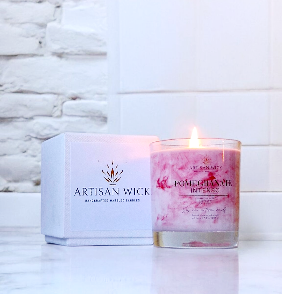 Pomegranate Intenso Signature Marbled Soy Candle