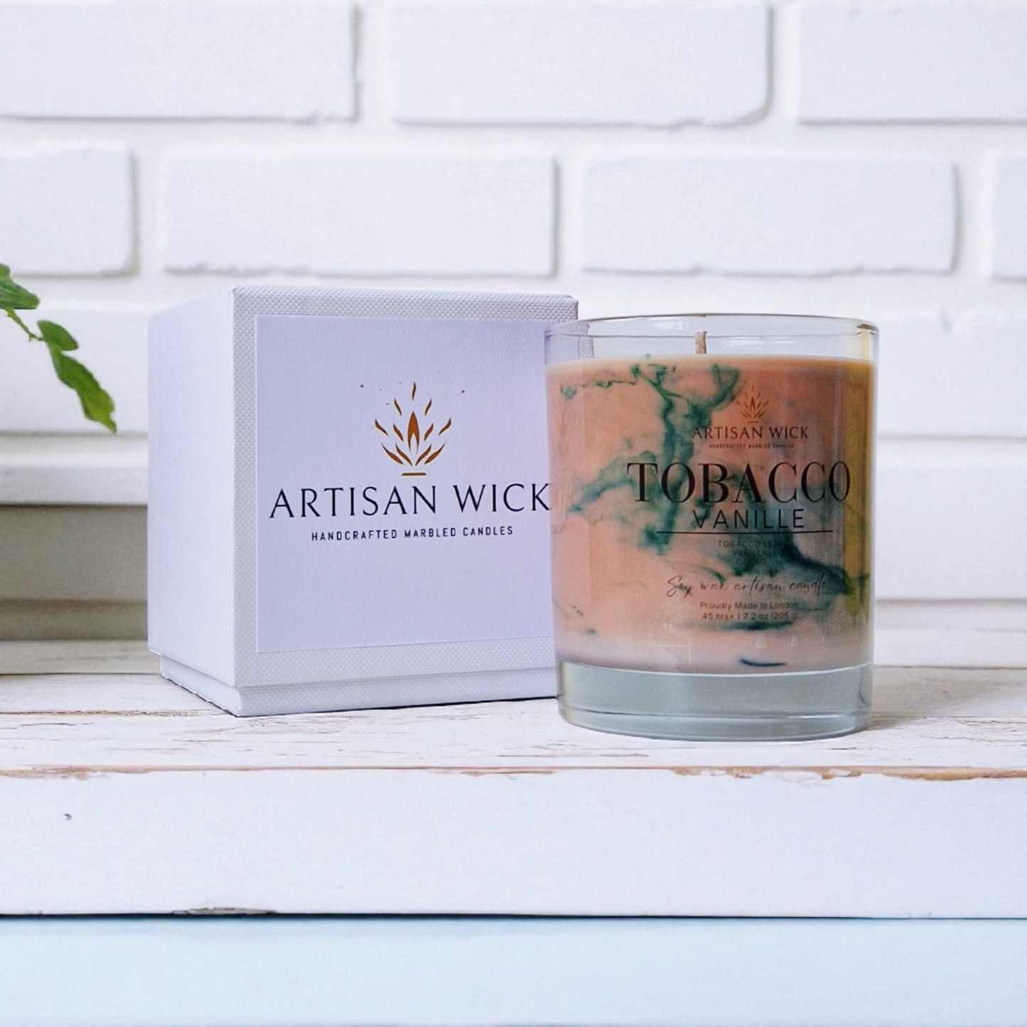 Tobacco Vanille Signature Marbled Soy Candle