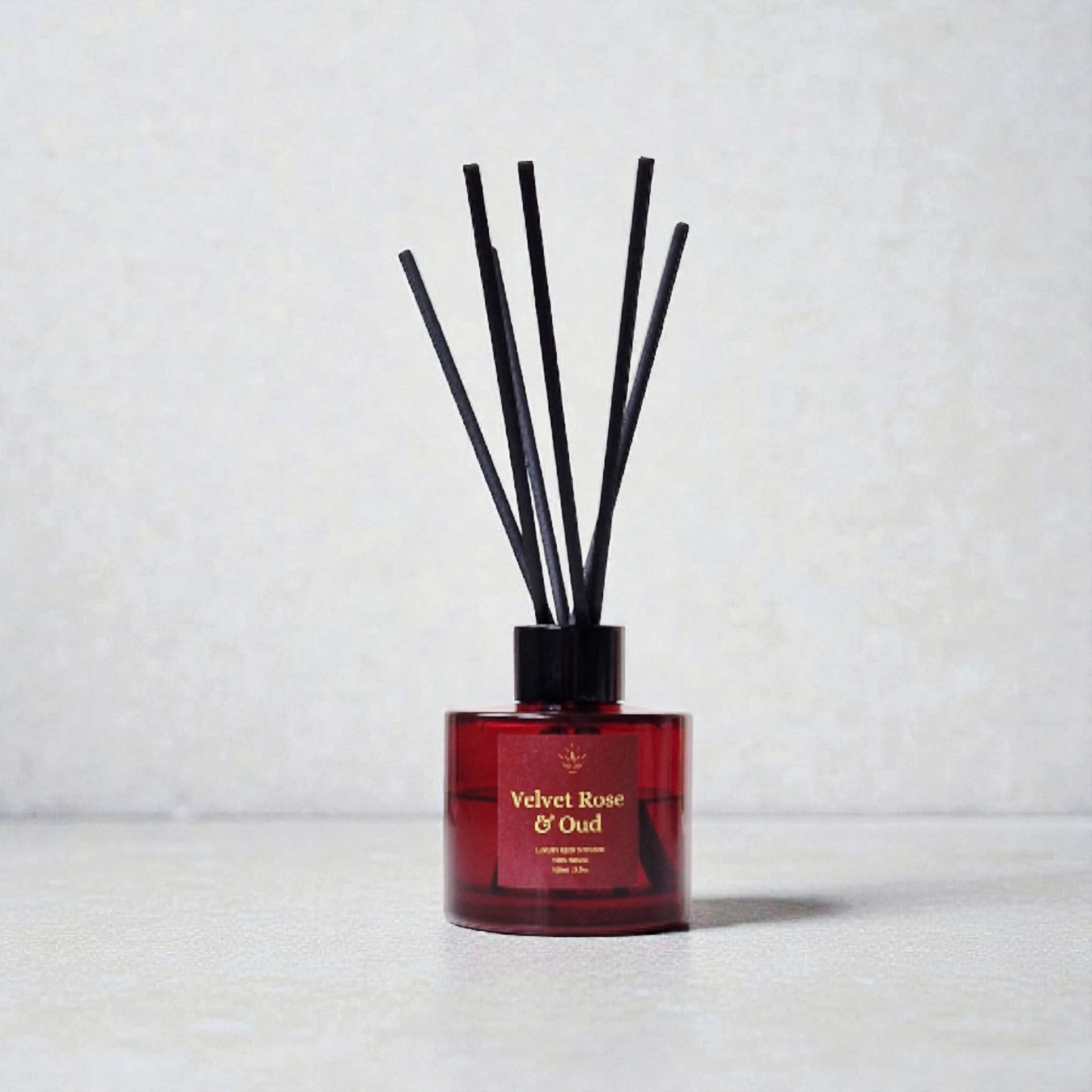 Artisan Wick Velvet Rose And Oud Luxury Scented Soy Candle And Diffuser Gift Set