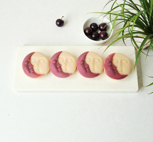 Black Cherry Delight Large Soy Wax Melts | 100% Vegan And Non-Toxic | 4 x 50g