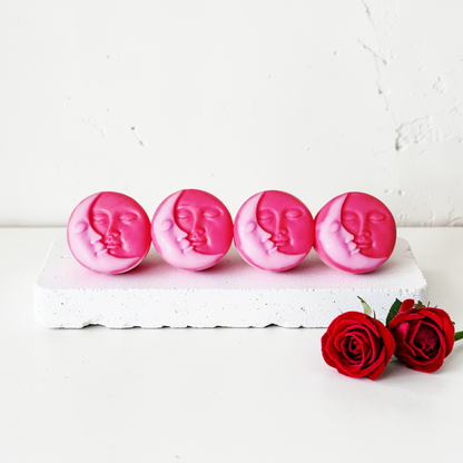 Velvet Rose & Oud Soy Wax Melts + Fox-Shaped Ceramic Burner Gift Set
