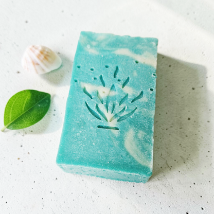 Handcrafted Seaweed Olive Oil Soap (120g)
