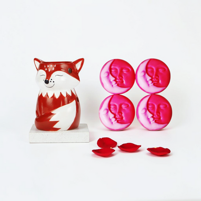Velvet Rose & Oud Soy Wax Melts + Fox-Shaped Ceramic Burner Gift Set